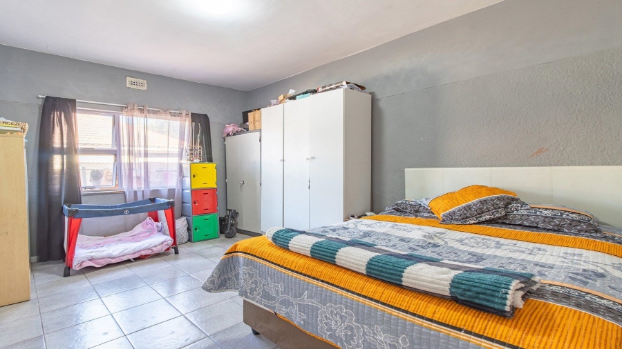 2 Bedroom Property for Sale in Churchill Estate Western Cape
